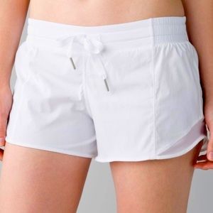Lululemon Hotty Hot Shorts White